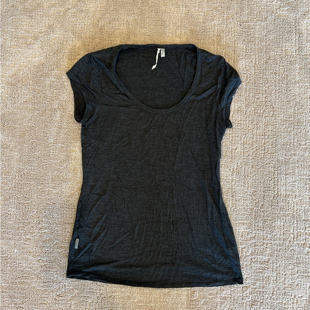 Icebreaker Charcoal Short Sleeve Tee